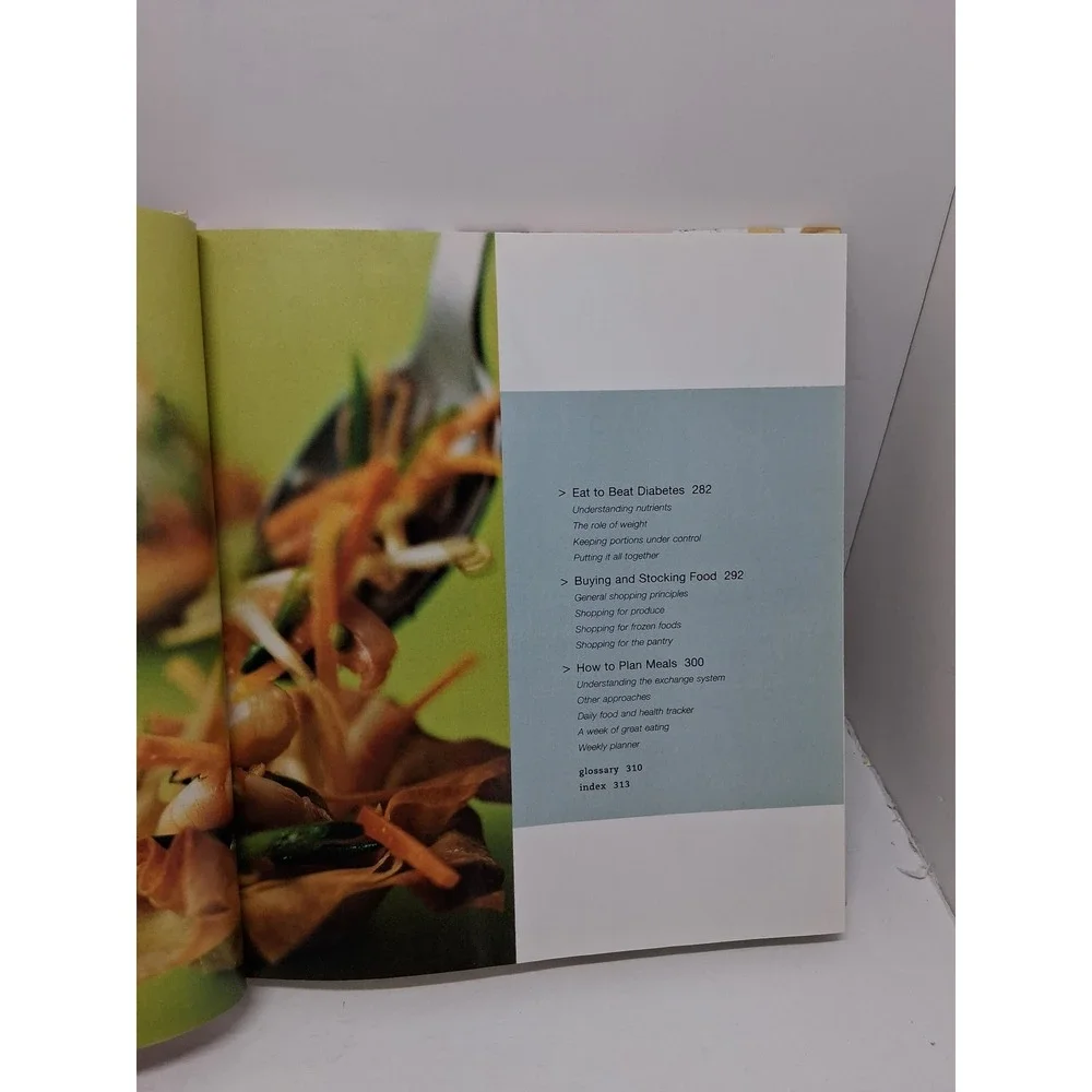 Readers Digest Eat to Beat Diabetes Cookbook Robyn Webb 300 Recipes